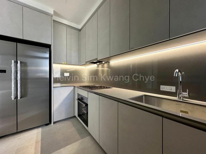 3 Bed Apartment (Condo) for Rent in  35 Gilstead - Image 11